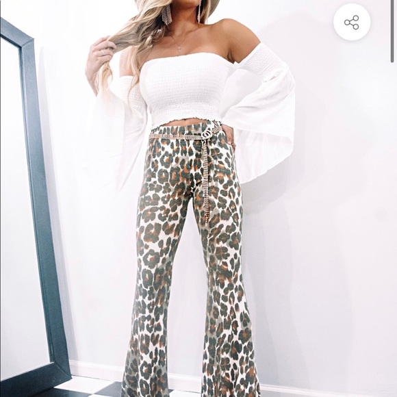 White cropped top - Picture 2 of 3